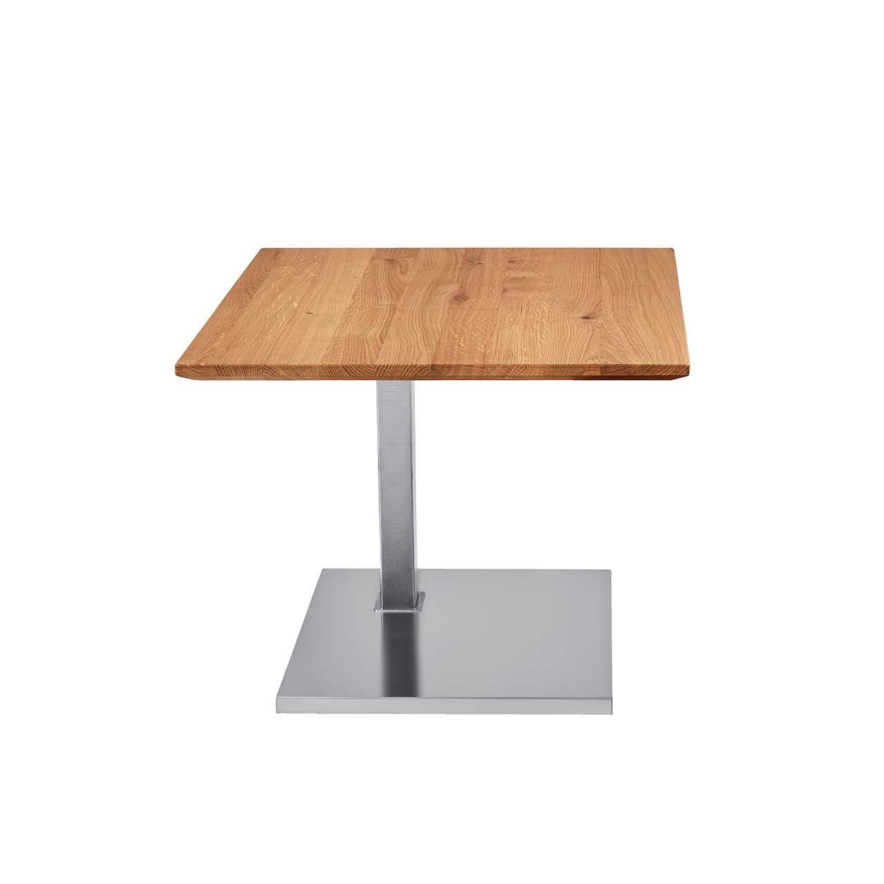 Ronald Schmitt – Beistelltisch Duett K 526 - unten | Tischplatte Wildeiche Natur, Sockel Edelstahl geschliffen Beistelltisch mit quadratischer Tischplatte aus hellem Holz auf Edelstahlsockel.