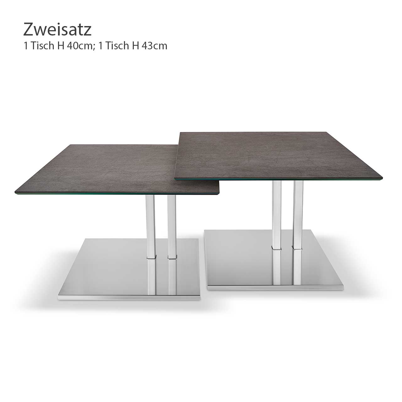Ronald Schmitt – Beistelltisch Doppio K 525 in zwei verschiedenen Höhen als 2-Satz Zwei Beistelltische mit quadratischer Tischplatte aus grauer Keramik mit Säule auf Edelstahlsockel in zwei Höhen.